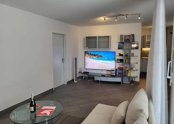 아파트 Torre Tessuti Apt-stefano By Interhome