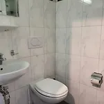 Torre Tessuti Apt-stefano By Interhome * לוקרנו